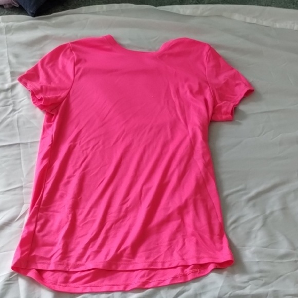 Vibrant Pink Women's Top - Picture 1 of 1